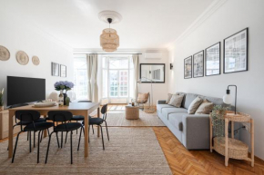 NEO Rooftop Home with AC Budapest